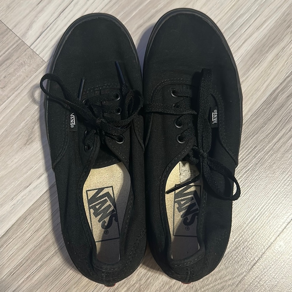 Vans youth 6/women’s 7.5